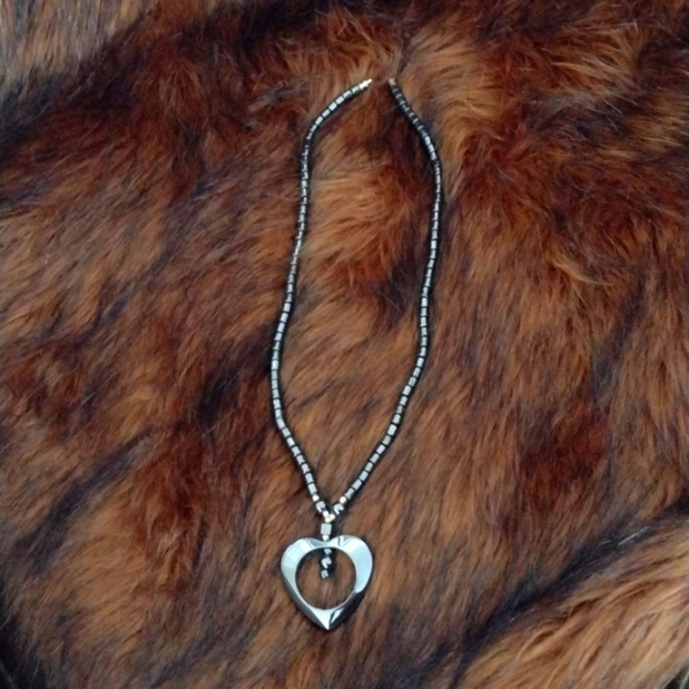 Women's necklace heart shape